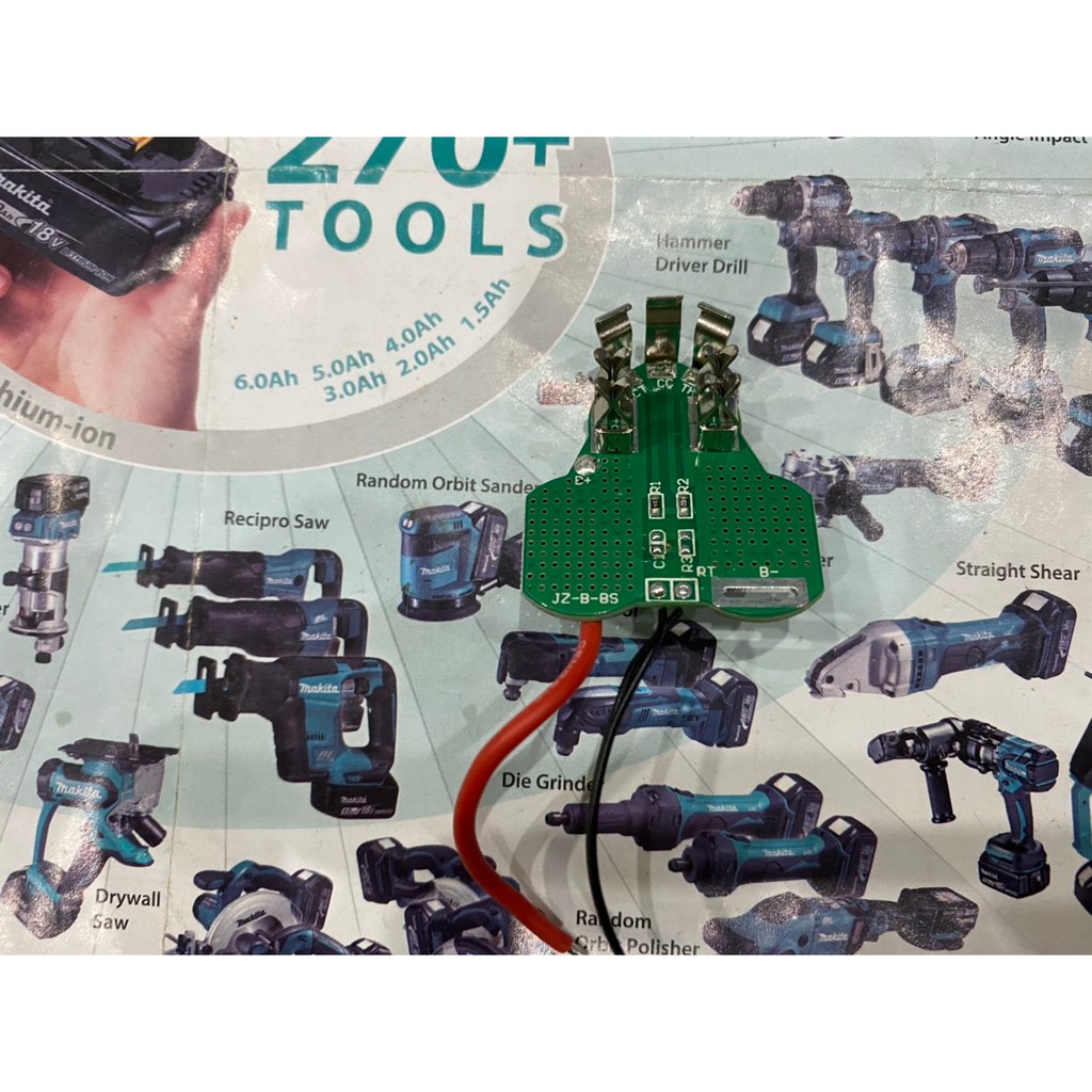 Bộ vỏ pin và mạch pin Bosch 10.8V Li-ion nhận sạc zin. BN.