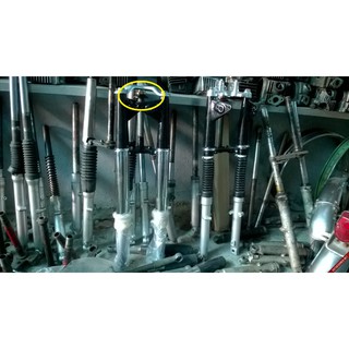 Chụp bụi và tán chặn chén cổ cho xe honda 67-CD-Cl- nhựa đen