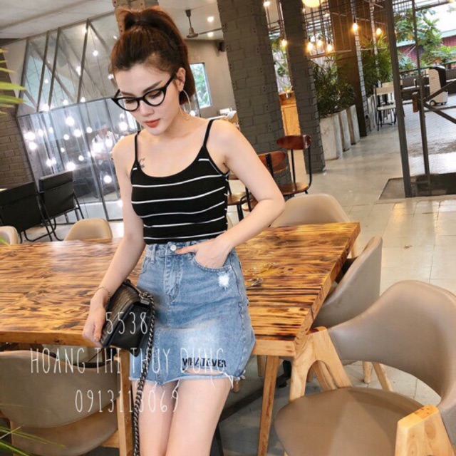 Áo CropTop 2 Dây Sọc Ngang