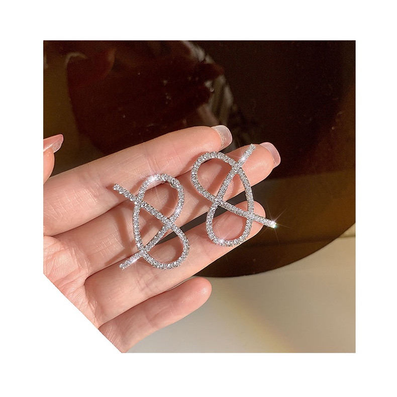 Hoa Tai Dáng Dài Đính Đá Phối Tua Rua Sang Trọng Cho Nữ shinny