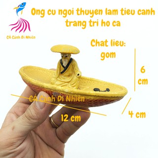 Ông cụ ngồi thuyền câu cá làm tiểu cảnh trang trí hồ cá