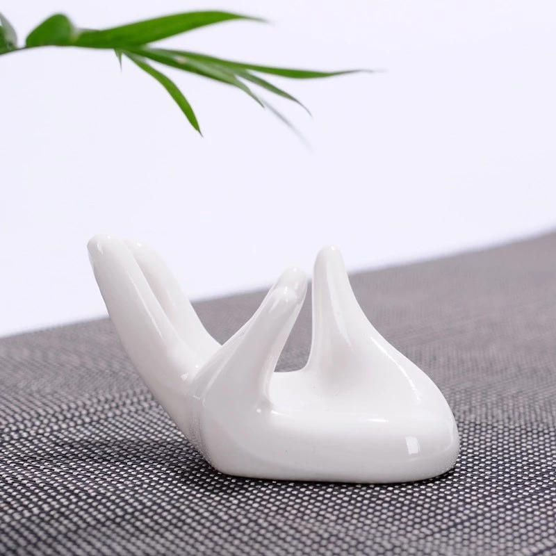 Giá đỡ hình bàn tay bằng gốm sứ để trang trí bàn trà/ văn phòng/ nội thất/ sân vườn