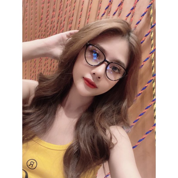 Kính Shein có mail mua hàng của web, full box