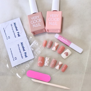 Móng úp thiết kế nailbox hồng tim mong-up