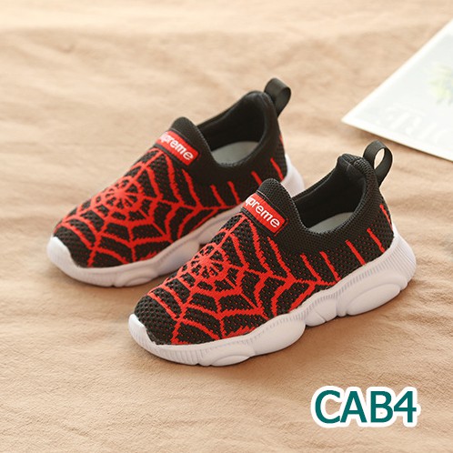 XẢ KHO_FORM NHỎ GIÀY SLIP ON NGƯỜI NHỆN SPIDERMAN CHO BÉ TRAI