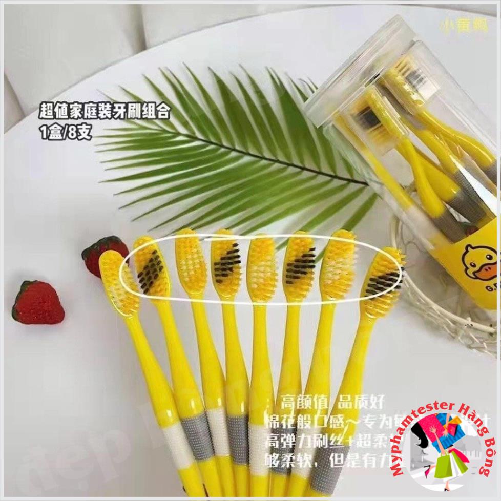 (SIÊU HOT) Bàn chải Vịt vàng G.DUCK kèm cạo lưỡi 2in1 (1 chiếc)