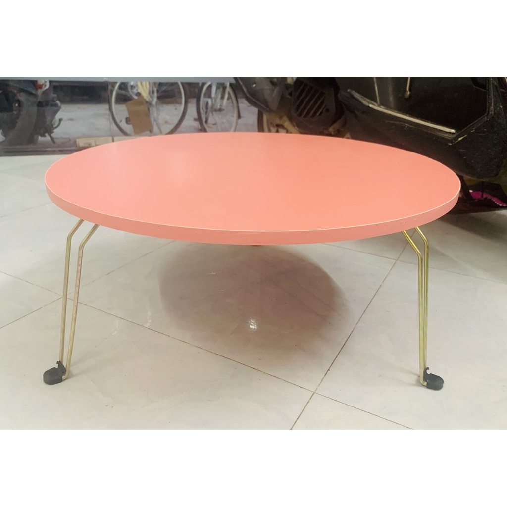 Bàn Tròn Nhiều Màu