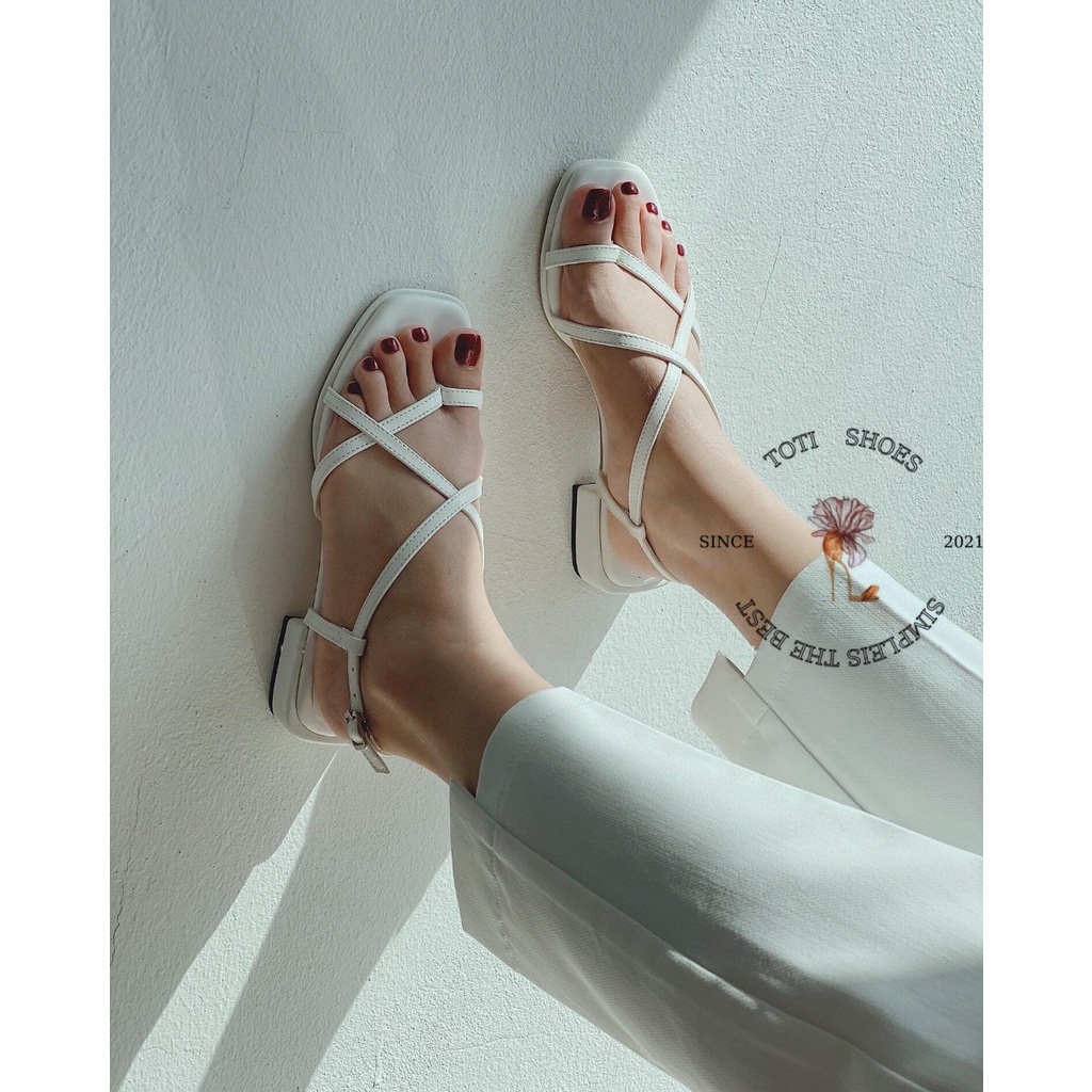 SANDAL NỮ TOTIIE SHOES - GIÀY THỜI TRANG QUAI MẢNH XỎ NGÓN DÂY CHÉO TẠO KIỂU ĐẾ BỆT S2006120
