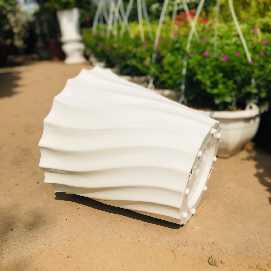 Chậu trồng cây, chậu nhựa trồng cây khía xoắn màu trắng 3 kích thước