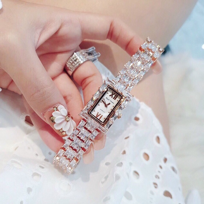 Đồng hồ đeo tay nữ dây kim loại, đồng hồ nữ chính hãng ROYAL CROWN full box cao cấp đính kim cương nhân tạo siêu sang