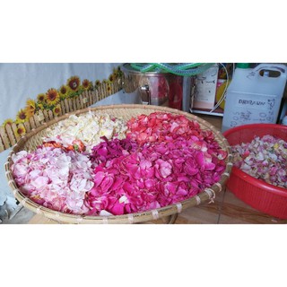 Nước chưng hoa hồng handmade