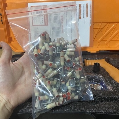 Máy bắn đinh hạt nổ bê tông ty trần thạch cao, tôn, sắt, thép dày 8mm không cần sử dụng điện