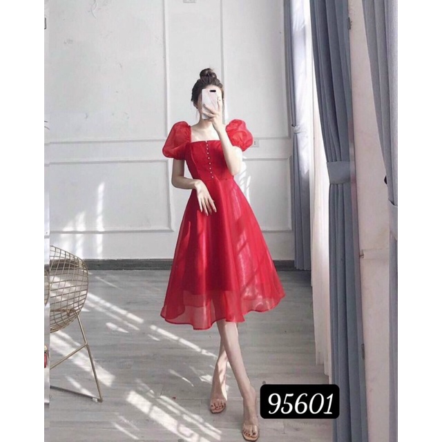Đầm xòe tay phồng công chúa phối nút ngực chất tơ siêu xinh