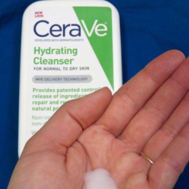 Sữa rửa mặt Carave hydrating