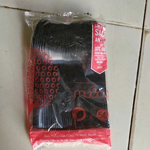 Thìa nhựa 1 lần màu đen,thìa xanh lá, đỏ