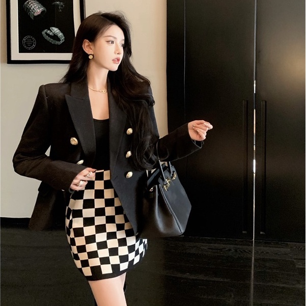 Chân váy dệt kim lưng cao dáng chữ A họa tiết kẻ caro đen trắng thời trang Hàn Quốc