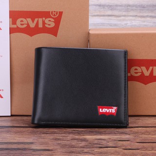 ví ngắn của Levis