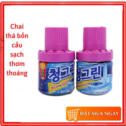 Chai thả bồn cầu sạch thơm thoáng.