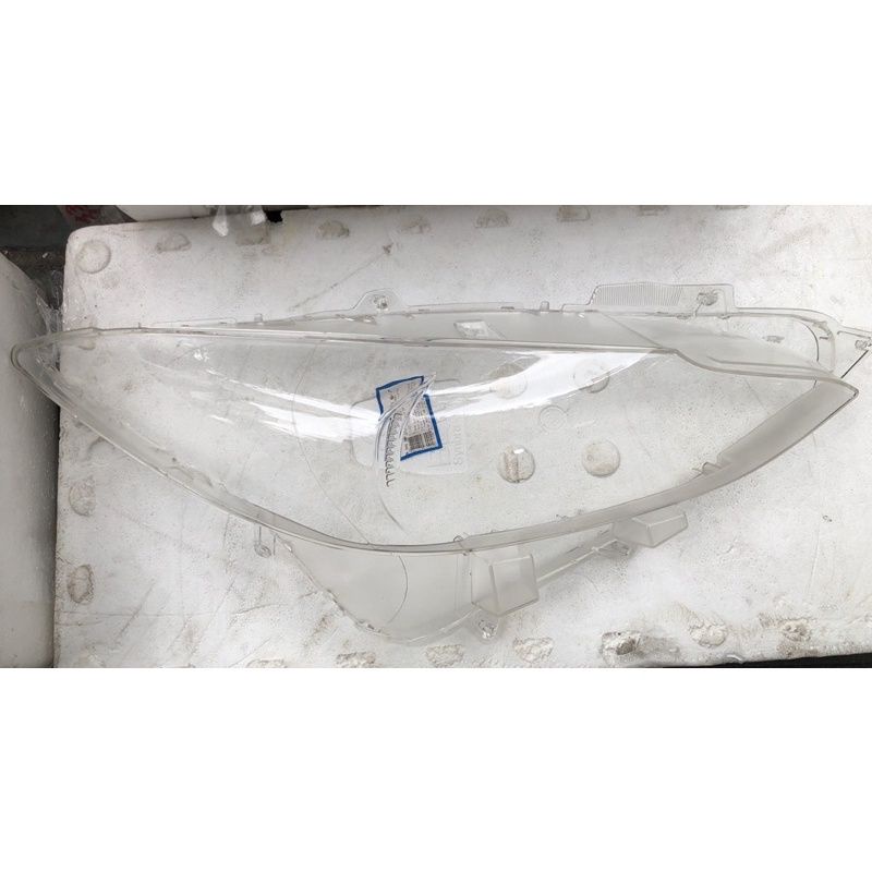 Mặt đèn pha bên lái , bên phụ xe Mazda 3 đời 2015 - Có lắp đặt tại cửa hàng