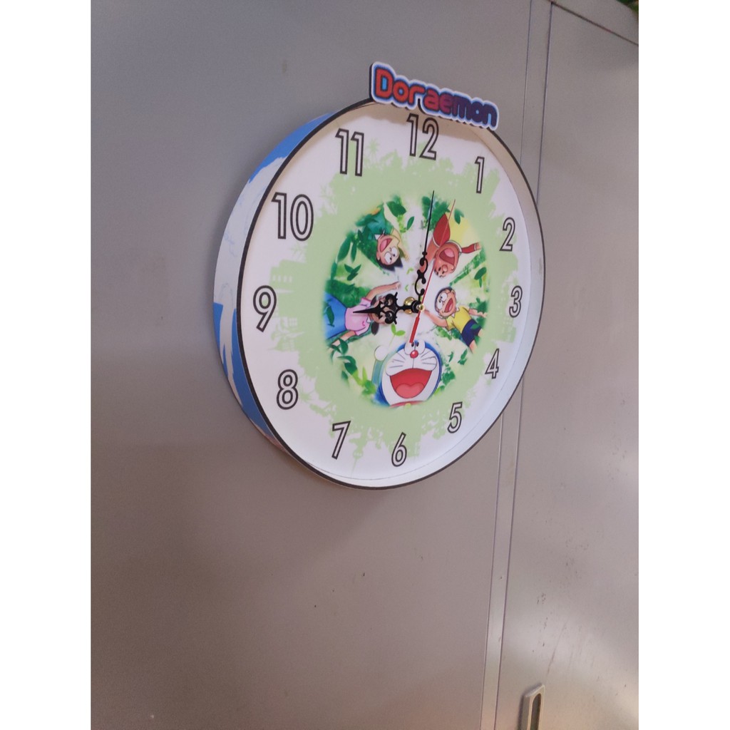 Đồng hồ treo tường kim trôi cao cấp doraemon