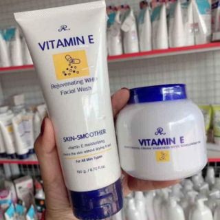 Sửa rửa mặt vitamin e thái lan