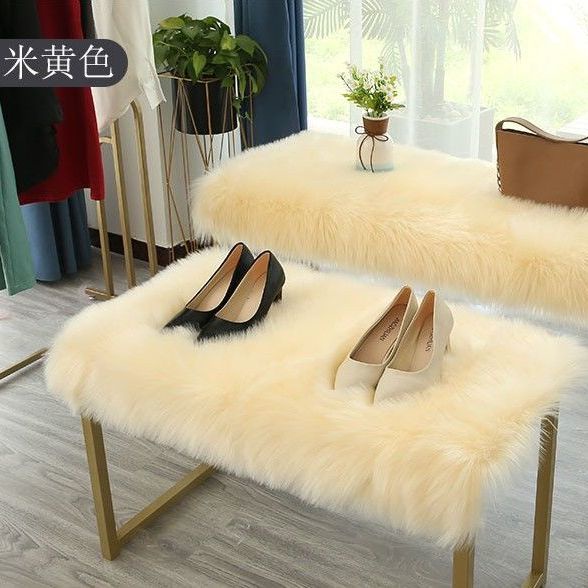 Thảm Lông Trắng Mềm Mại Lót Sàn Chống Trượt Trang Trí Phòng Ngủ