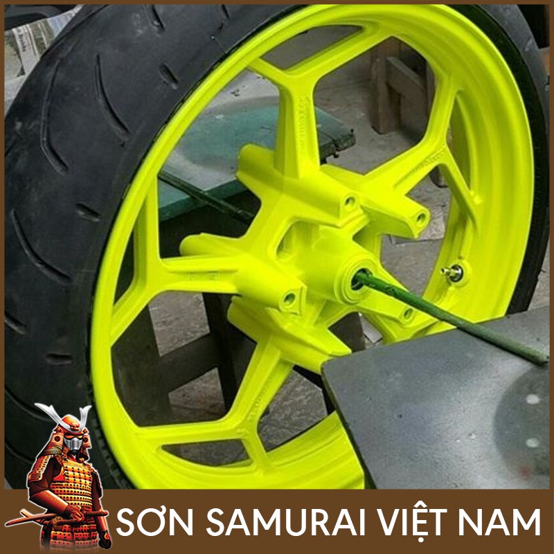 Sơn Samurai màu vàng huỳnh quang 56 chính hãng, sơn xịt dàn áo xe máy chịu nhiệt, chống nứt nẻ, kháng xăng