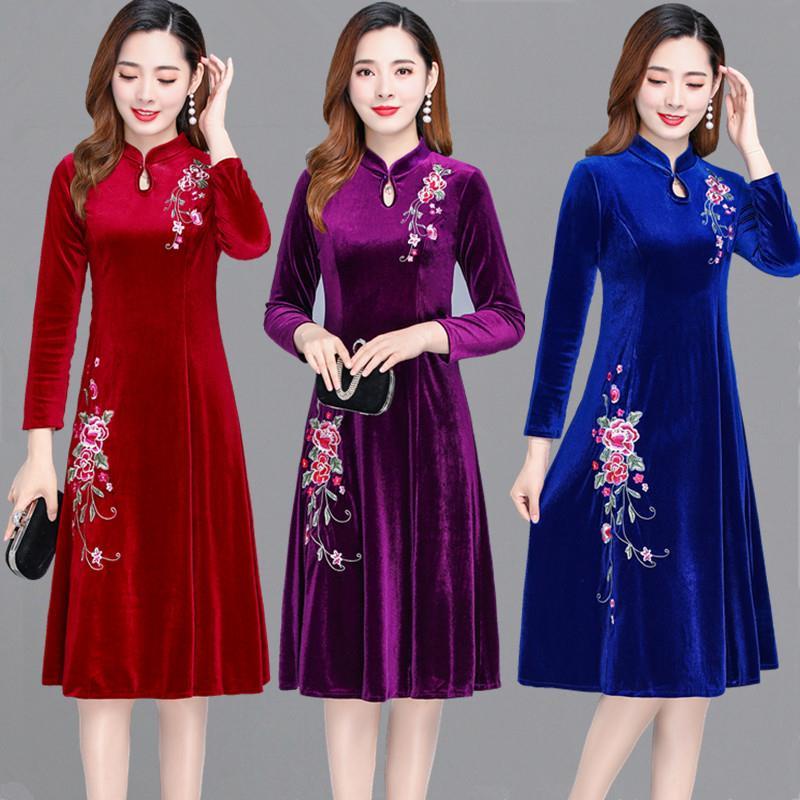 Mẹ váy sườn xám mới mùa xuân và mùa thu cộng với kích thước áo dài cho phụ nữ trung niên và cao tuổi váy dài tay nhung v