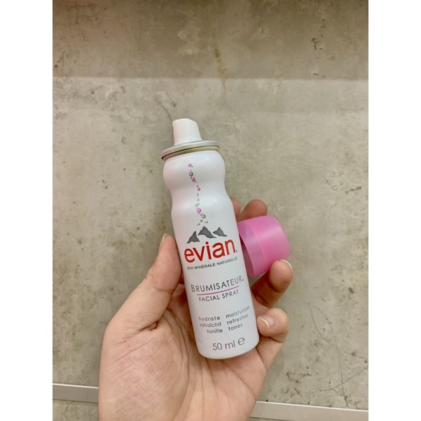 Xịt khoáng Evian 50ml | BigBuy360 - bigbuy360.vn