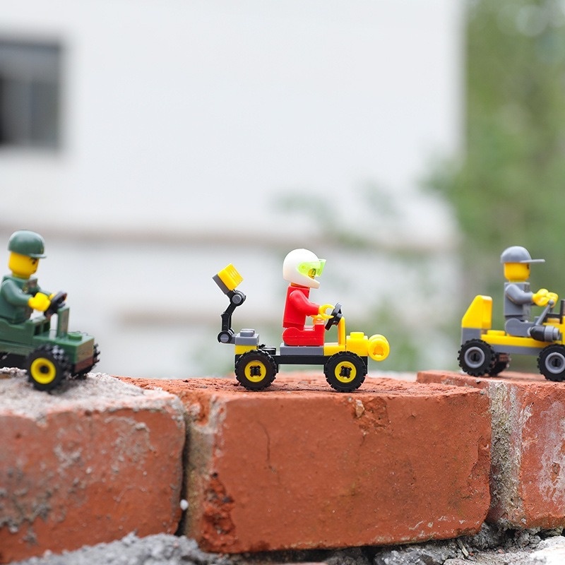 Bộ Đồ Chơi Lắp Ráp Xe Hơi Cho Bé 4-6 Tuổi GYLMY83