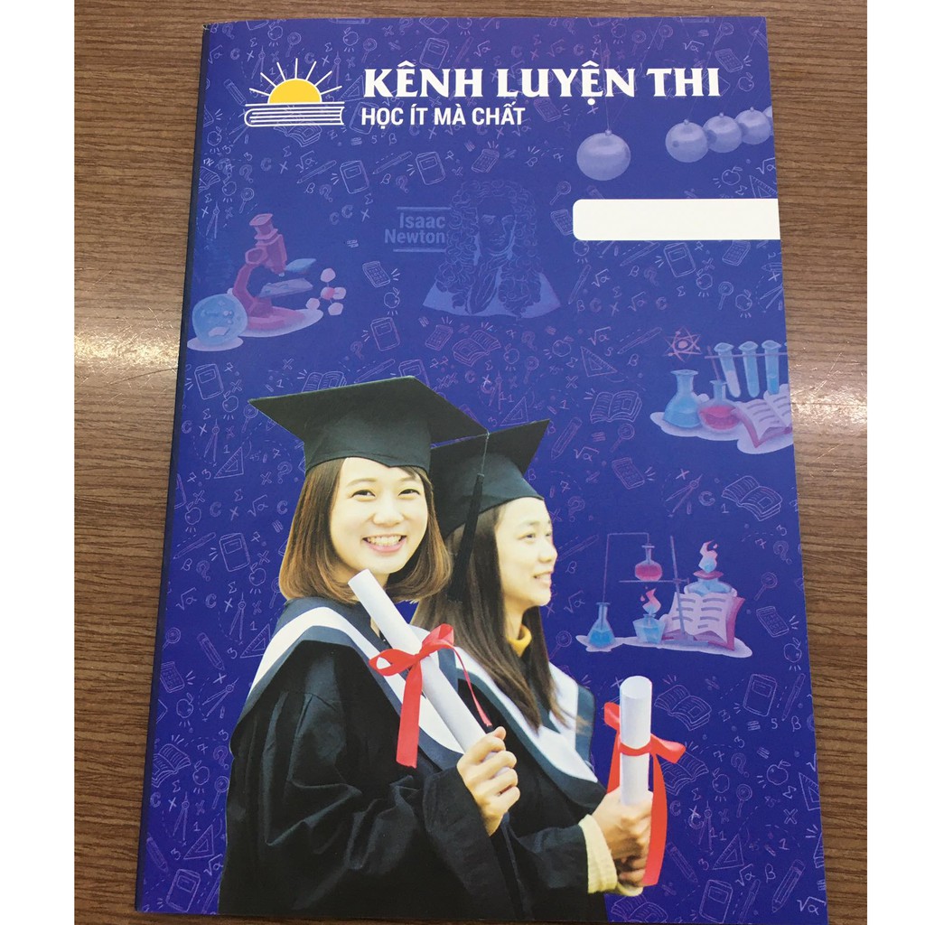 Tập sinh viên 200 trang kẻ ô chất lượng cao , vở ô ly 200 trang giấy cao cấp sản xuất bởi Kenhluyenthi