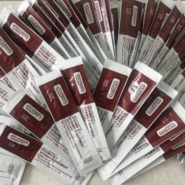 Dưỡng ẩm vitamin AD gói tái tạo môi mày sau xăm kích bong da nhanh, phục hồi-1 Bịch 100 Gói