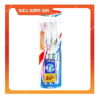 Vỉ 3 Bàn chải đánh răng Aquafresh Clean & Flex Soft