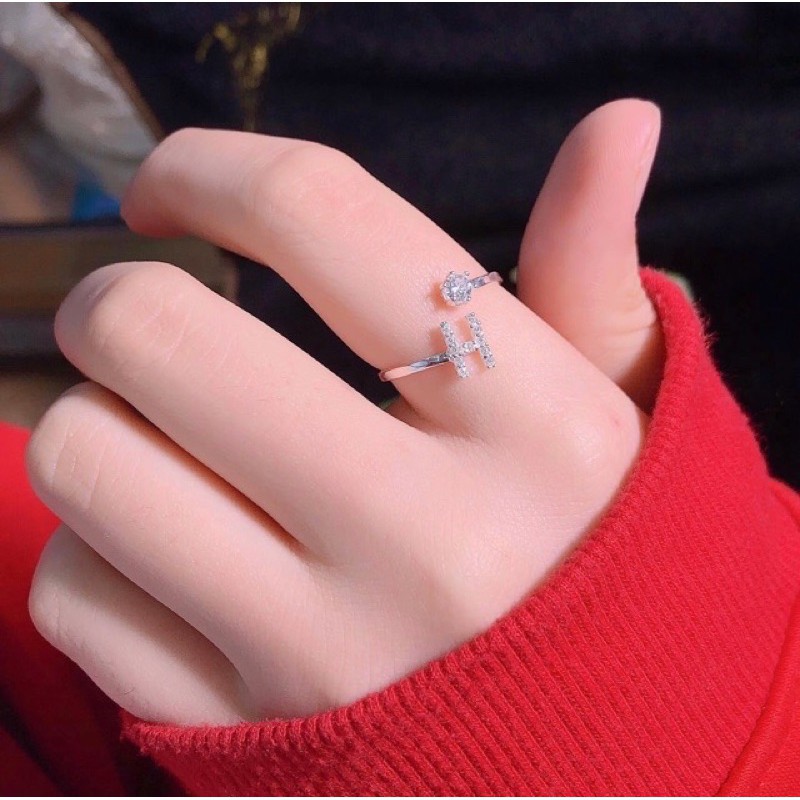 Nhẫn chữ cái đính đá chuẩn bạc ta