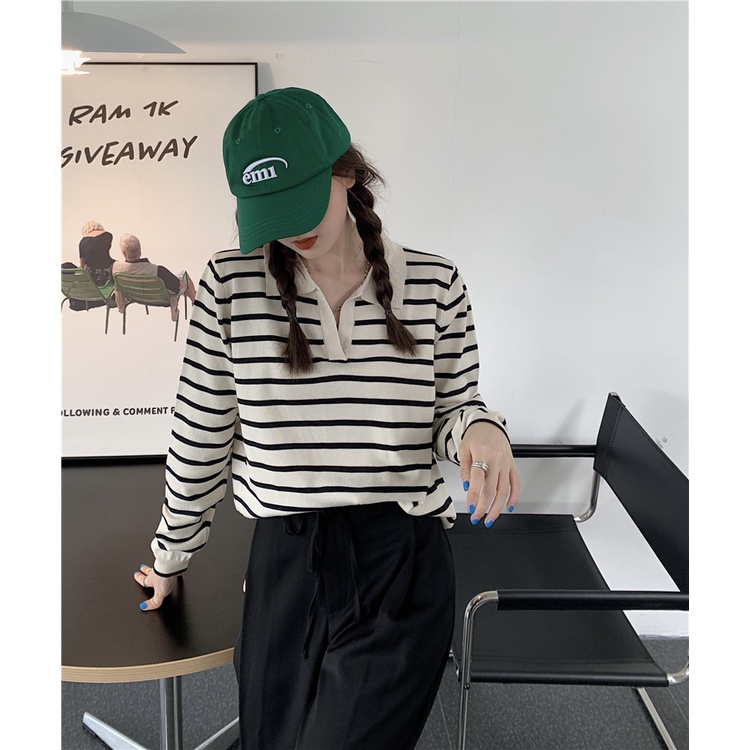 Áo Thun Ngắn Tay Cổ Chữ V Họa Tiết Sọc Ngang Thời Trang Cho Nữ T2G8