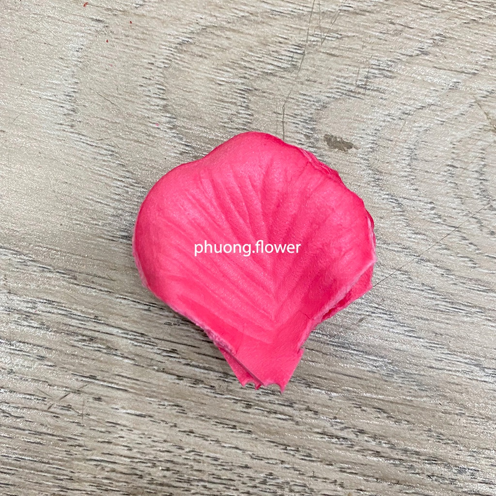 Combo 100 cánh hoa hồng bằng vải lụa loại 5cm trang trí phòng cưới, nơi tỏ tình cực lãng mạn