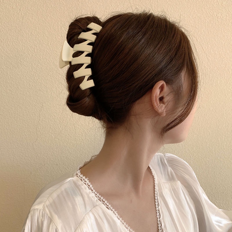 Kẹp Tóc Màu Trắng Sữa Thời Trang Hàn Quốc