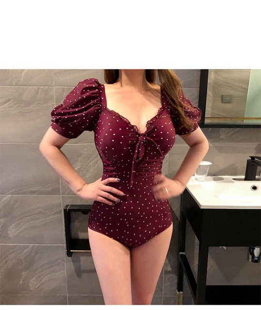 [BKN722] &lt;HÀN&gt; BODYSUIT TAY NGẮN CHẤM BI MÀU ĐỎ BURGUNDY KIỂU HÀN