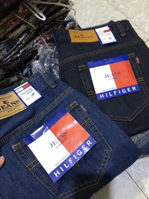 Quần jeans nam trung niên