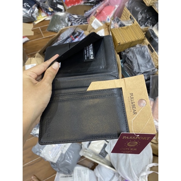 Ví đựng pasport nam hàng hiệu Pullbear