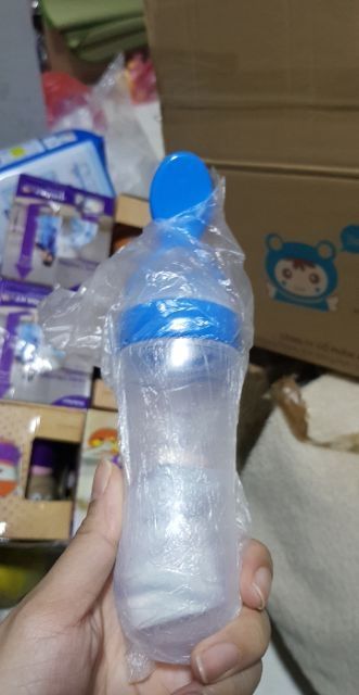 Bình Thìa Silicon Hỗ Trợ Bé Ăn Dặm , Bón Sữa , Cháo Cho Bé 90ml