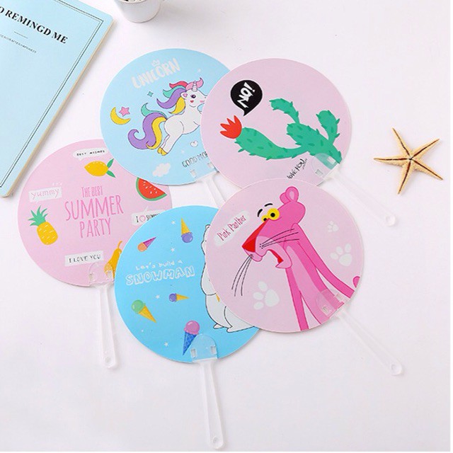 QUẠT TAY DỄ THƯƠNG