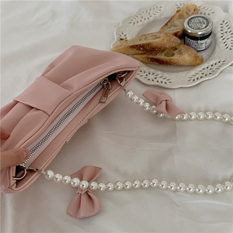 Túi đeo chéo IELGY hình nơ đính ngọc trai phối dây xích thời trang xinh xắn cho nữ