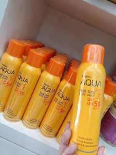 Xịt chống nắng Aqua