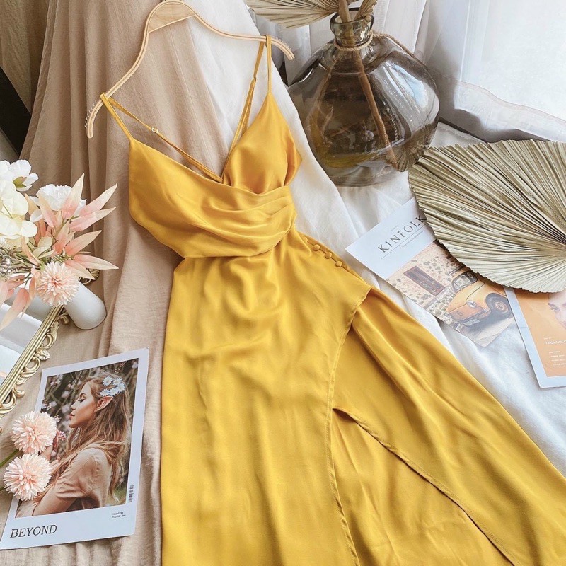 Đầm váy maxi vàng đi biển nút eo xẻ tà