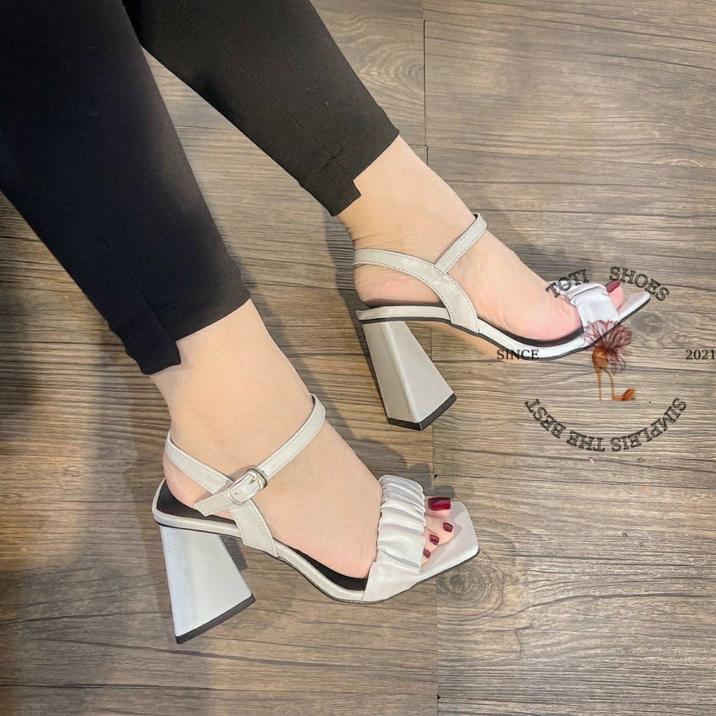 SANDAL CAO GÓT TOTIIE SHOES - GIÀY NỮ QUAI NHÚN ĐẾ VUÔNG 9 PHÂN - CAO GÓT NỮ QUAI MẢNH HỞ HẬU - G2202070