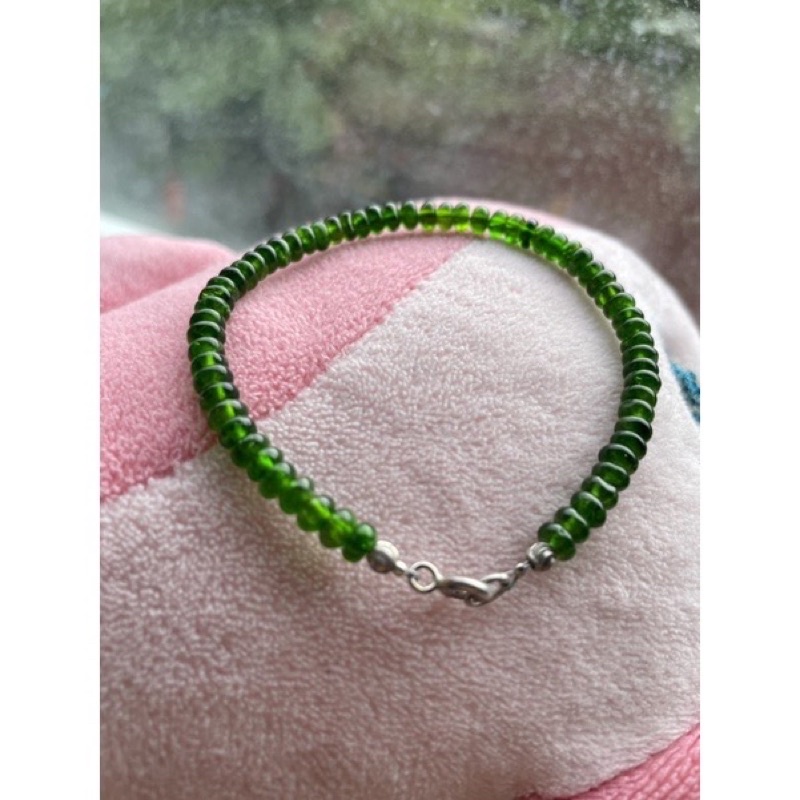 Hạt lẻ màu xanh như hình