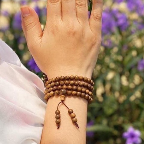 Vòng tay  Vòng Tay Trầm Hương Chuỗi Tràng Hạt 108 Trầm Tốc Lào Tự Nhiên