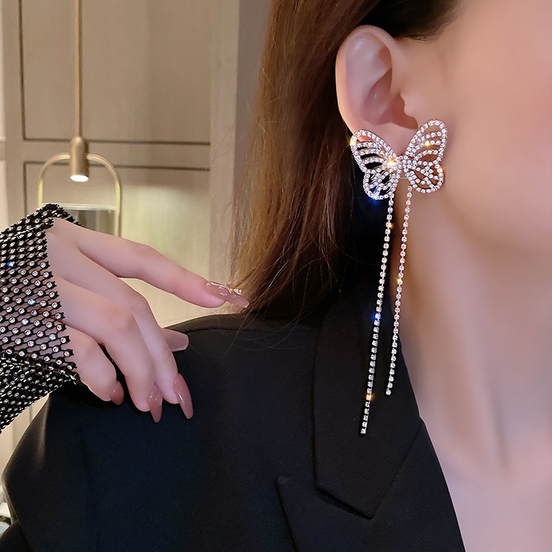 Bông Tai Hình Bướm Đính Đá Lấp Lánh Thời Trang Hàn Quốc