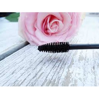 Mascara Catrice Prêt-à-Volume 18h